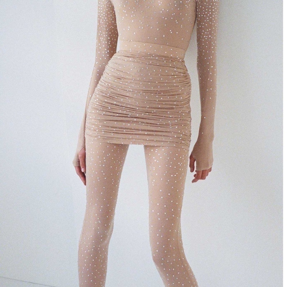 Alex Perry Benson Ruched Mini Skirt - Picture 5 of 8